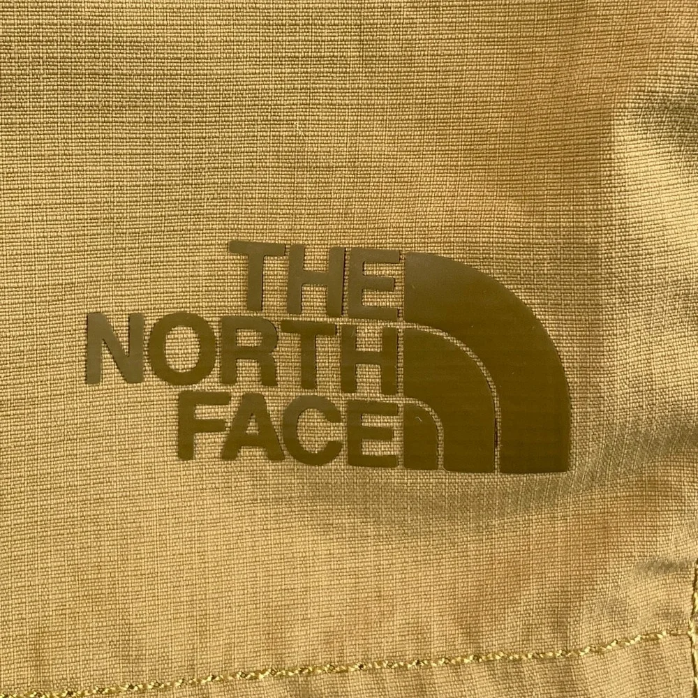 The North Face Adventure Shorts Men XL Brown Performance Nylon‎ GorpCore NWOT